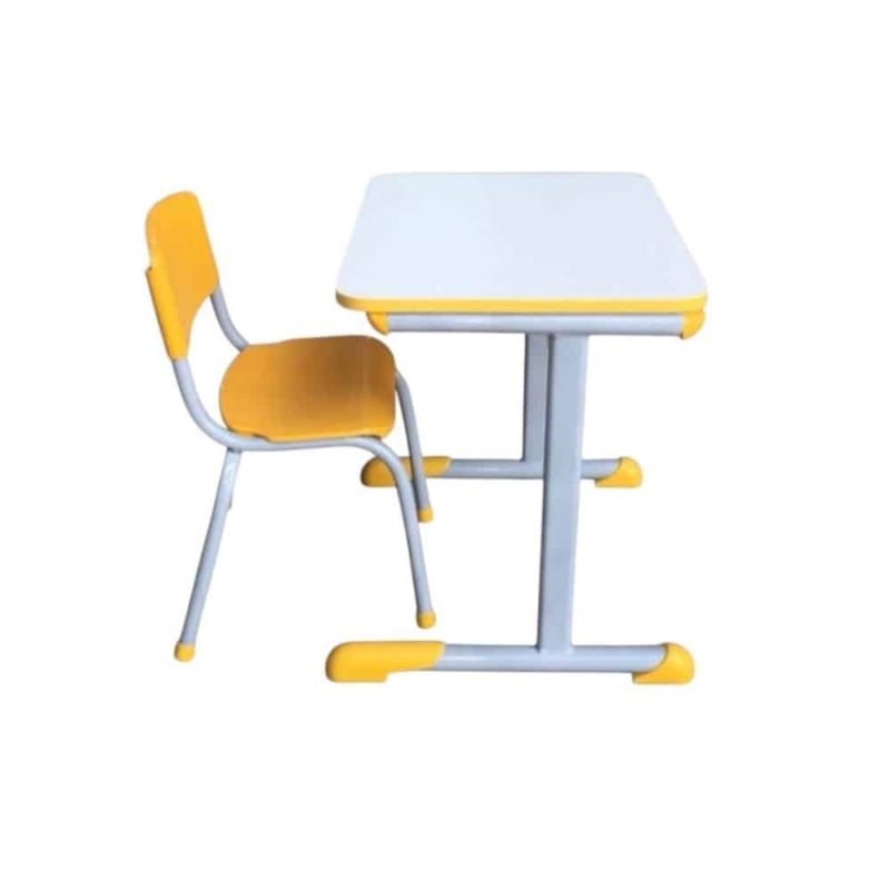 Conjunto Aluno FNDE Infantil com mesa em MDF e cadeira tubo redondo. Ideal para salas de aula infantis.